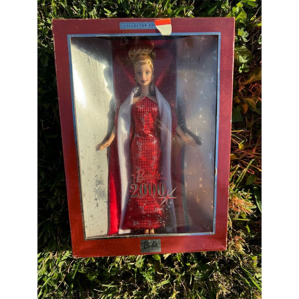 2000 Barbie Silver Label Collector Edition Doll in Red Sequin Gown